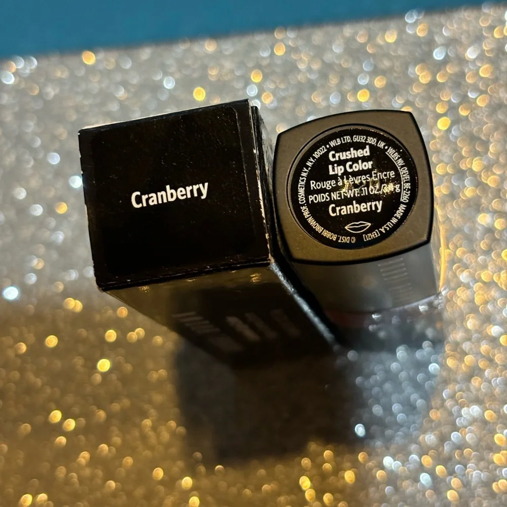 BNIB! Bobbi Brown Crushed Lip Color in CRANBERRY 💄👄
